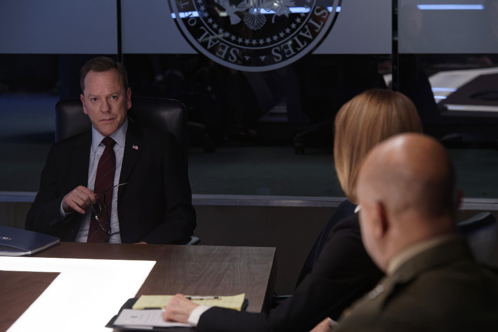 DESIGNATED SURVIVOR 1.14 Photos