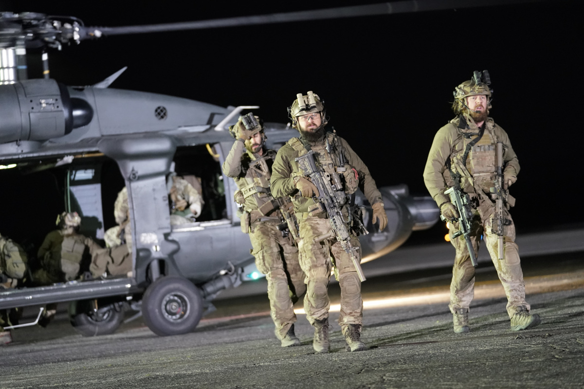 SEAL TEAM 1x22 "The Cost of Doing Business" Photos (Season ...