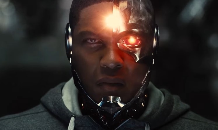 Ray Fisher Has A 'Massive' Four-Foot Gun In Zack Snyder's Rebel